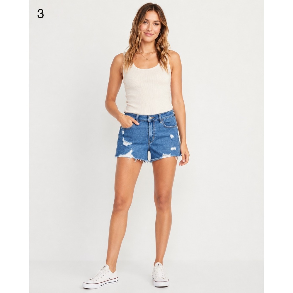 Old Navy Mid-Rise Boyfriend Short Womens 4 Cut-off Distressed 3" Inseam NEW